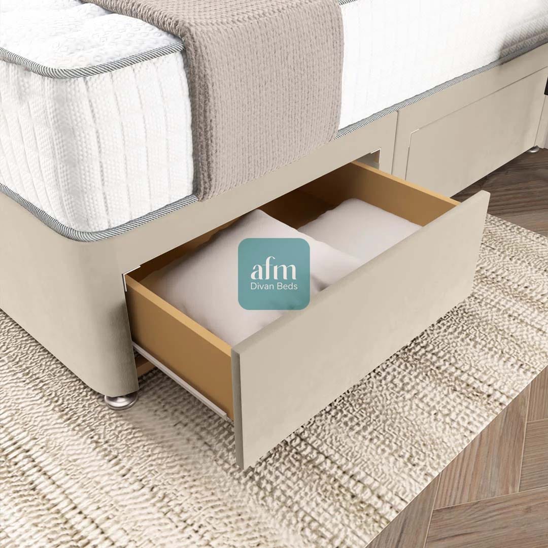 Seville Chesterfield Divan Bed - Image 6